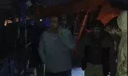 नहर में गिरी कार- इंजीनियर व कारोबारी समेत पांच लोग बहे नहर में गिरी कार- इंजीनियर व कारोबारी समेत पांच लोग बहे