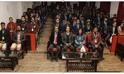 नौकरी मांगने वाले नहीं देने वाले बने युवा- स्टूडेंट को दी स्टार्टअप... नौकरी मांगने वाले नहीं देने वाले बने युवा- स्टूडेंट को दी स्टार्टअप...