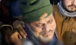 पांच लोगों के मर्डर से पब्लिक के साथ हिली पुलिस- बच्चे बेड के अंदर व.. पांच लोगों के मर्डर से पब्लिक के साथ हिली पुलिस- बच्चे बेड के अंदर व..