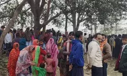 गला दबाकर भतीजे का मर्डर करने के बाद चाचा खुद भी.... गला दबाकर भतीजे का मर्डर करने के बाद चाचा खुद भी....