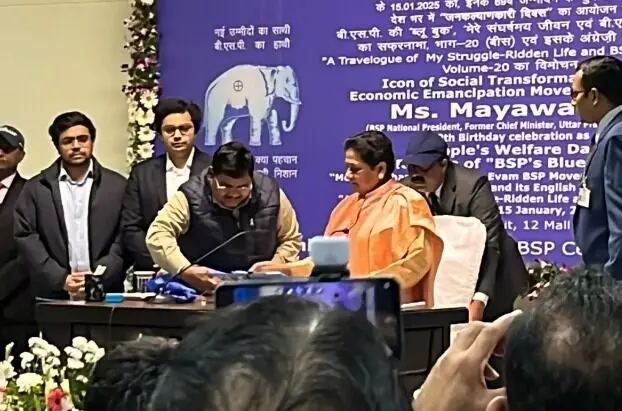 बर्थडे पर मायावती की हुंकार- बोली फिर आएगा बसपा का वक्त बर्थडे पर मायावती की हुंकार- बोली फिर आएगा बसपा का वक्त