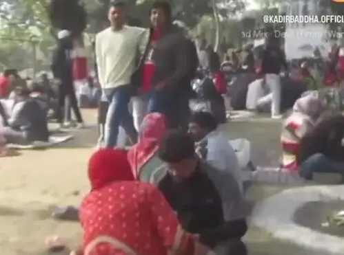 अपराधियों के जेल में भी जलवे- हत्यारोपी ने REEL बनाकर की वायरल