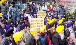 कंगना की फिल्म का विरोध- थिएटरों में इमरजेंसी के शो रुकवायें