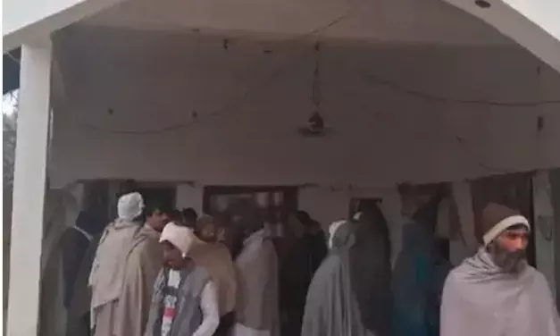 तीन परिवारों को बंधक बनाकर लाखों की लूट- हथियारों की नोंक पर घटना को..