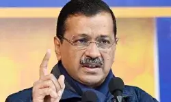 केजरीवाल का बड़ा दांव- सफाई कर्मियों व सरकारी कर्मचारियों को देंगे मकान केजरीवाल का बड़ा दांव- सफाई कर्मियों व सरकारी कर्मचारियों को देंगे मकान