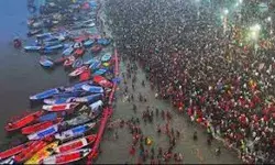 आठ करोड से अधिक श्रद्धालु लगा चुके हैं महाकुंभ में पवित्र डुबकी आठ करोड से अधिक श्रद्धालु लगा चुके हैं महाकुंभ में पवित्र डुबकी