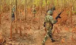 एक करोड़ के इनामी सहित 16 नक्सली एनकाउंटर में हुए ढेर - मुठभेड़ जारी एक करोड़ के इनामी सहित 16 नक्सली एनकाउंटर में हुए ढेर - मुठभेड़ जारी