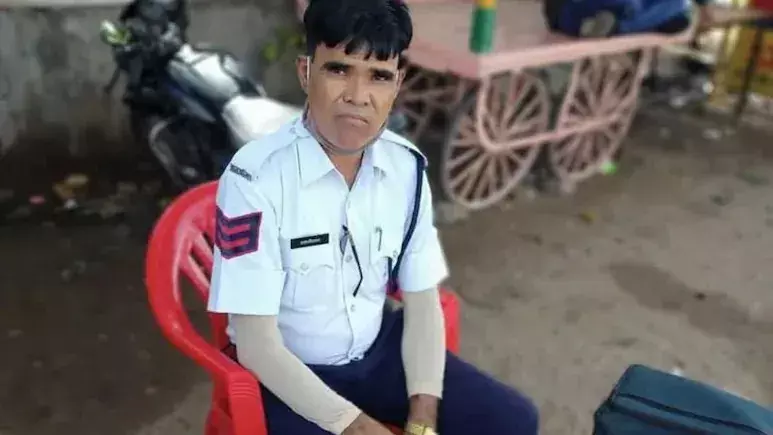 नो एंट्री में जाने से रोका तो चालक ने हैड कांस्टेबल पर चढ़ा दिया ट्रक