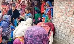 लेंटर डालने के दौरान हादसा- भरभराकर गिरी छत मलबे में दबे मजदूर की मौत लेंटर डालने के दौरान हादसा- भरभराकर गिरी छत मलबे में दबे मजदूर की मौत