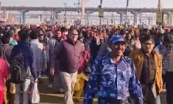 महाकुंभ में अखिलेश की आज होगी दस्तक- स्नान की बाबत अभी असमंजस महाकुंभ में अखिलेश की आज होगी दस्तक- स्नान की बाबत अभी असमंजस