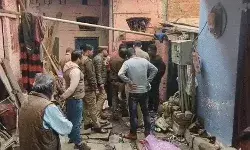 घर के भीतर हुए ब्लास्ट में कबाड़ी के उडे चीथड़े- घर भी हुआ क्षतिग्रस्त