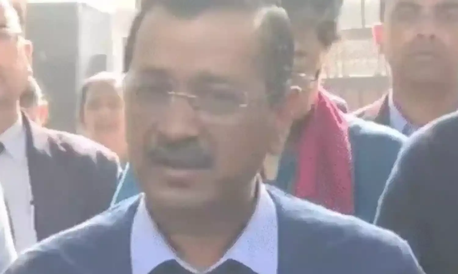 चुनाव आयोग के दफ्तर पहुंचे केजरीवाल- बोले हरियाणा सीएम पर..