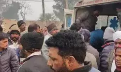 कैंटर के साथ टकराई बोलेरो के उडे परखच्चे- मच गया कोहराम- चली गई.... कैंटर के साथ टकराई बोलेरो के उडे परखच्चे- मच गया कोहराम- चली गई....