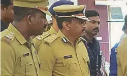 बांग्लादेशियों की धरपकड़- कोच्चि में रह रहे 27 बांग्लादेशी लगे हाथ बांग्लादेशियों की धरपकड़- कोच्चि में रह रहे 27 बांग्लादेशी लगे हाथ