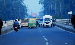 2 महीने के लिए बंद हुआ रामगंगा पुल- पैदल चलने तक की मनाही