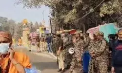 महाकुंभ 2025- लेटे हनुमान मंदिर एवं अक्षय वट श्रद्धालुओं के लिए बंद महाकुंभ 2025- लेटे हनुमान मंदिर एवं अक्षय वट श्रद्धालुओं के लिए बंद