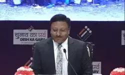 चुनाव आयोग का फरमान जारी- वोटिंग के दौरान नहीं होगा एग्जिट पोल चुनाव आयोग का फरमान जारी- वोटिंग के दौरान नहीं होगा एग्जिट पोल