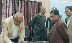 जिलाधिकारी के इंस्पेक्शन से मचा हड़कंप- सीएमओ समेत स्टॉफ पर एक्शन