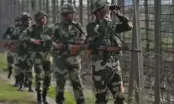 अवैध रूप से बांग्लादेश मे घुसे युवक को भारत लौटते वक्त BSF ने मारी गोली