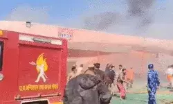 महाकुंभ मेले में फिर लगी आग- किचन में फटे सिलेंडर- कई कॉटेज जलकर राख