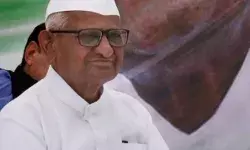 बोले अन्ना हजारे केजरीवाल को ले बैठी दारू की दुकान- संख्या बढ़ाने से.. बोले अन्ना हजारे केजरीवाल को ले बैठी दारू की दुकान- संख्या बढ़ाने से..