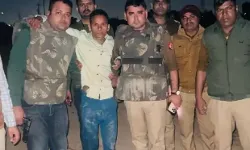 कार चोरी कर नेपाल में बेचने वाले का मुठभेड़ में पुलिस ने किया ऐसा हाल कार चोरी कर नेपाल में बेचने वाले का मुठभेड़ में पुलिस ने किया ऐसा हाल