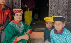 बीजेपी सांसद कंगना रनौत ने खुद को बेवकूफ करार देते हुए खोला रेस्टोरेंट बीजेपी सांसद कंगना रनौत ने खुद को बेवकूफ करार देते हुए खोला रेस्टोरेंट