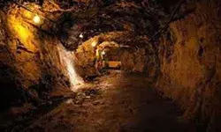 सोने की खदान ढहने से दर्जनों से ज्यादा लोगों की हुई मौत सोने की खदान ढहने से दर्जनों से ज्यादा लोगों की हुई मौत