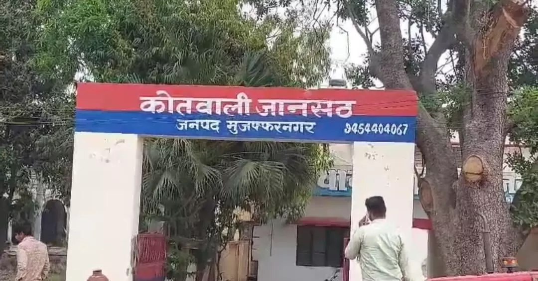 आत्महत्या या हत्या पोस्टमार्टम के बाद ही स्पष्ट होगा कारण आत्महत्या या हत्या पोस्टमार्टम के बाद ही स्पष्ट होगा कारण