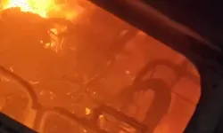 दो गाड़ियों में हुई टक्कर के बाद कार में लगी आग में जिंदा जला युवक दो गाड़ियों में हुई टक्कर के बाद कार में लगी आग में जिंदा जला युवक