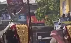 मजार उर्स में लहराये हमास लीडर के पोस्टर्स- नसरुल्लाह भी बना हीरो