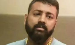 महाठग सुकेश को कोर्ट का सुप्रीम झटका- चंद्रशेखर की जेल बदलने की... महाठग सुकेश को कोर्ट का सुप्रीम झटका- चंद्रशेखर की जेल बदलने की...