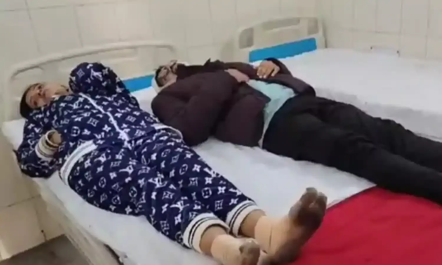 राजधानी एक्सप्रेस में पैसेंजर के बीच घमासान-दे दनादन में तीन यात्री...