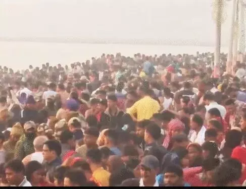 महाकुंभ में भीड़ हुई कम-डीएम की दो टूक-मेला अवधि में नहीं होगा..