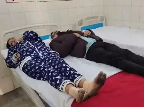 राजधानी एक्सप्रेस में पैसेंजर के बीच घमासान-दे दनादन में तीन यात्री...