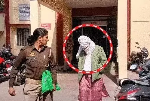 अजी मरी नहीं ब्यूटी पार्लर से सहेली के साथ फरार हुई थी डॉक्टर दुल्हन
