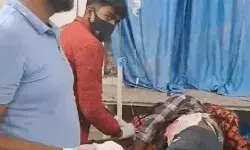 सुतली बम में हुए ब्लास्ट से किसान का पेट फटा- आंतें निकलकर आई बाहर सुतली बम में हुए ब्लास्ट से किसान का पेट फटा- आंतें निकलकर आई बाहर