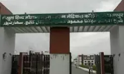 मेडिकल कॉलेज से ऑक्सीजन एवं सेक्शन पाइपलाइन चोरी कर मरीजों.... मेडिकल कॉलेज से ऑक्सीजन एवं सेक्शन पाइपलाइन चोरी कर मरीजों....