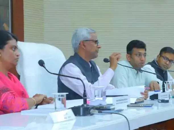 पूरी तरह से बंद होगी पॉलिथीन- स्क्रैप पॉलिसी भी होगी लागू पूरी तरह से बंद होगी पॉलिथीन- स्क्रैप पॉलिसी भी होगी लागू