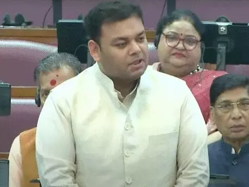 शिक्षामित्रों को झटका- बोली सलकार शिक्षामित्रों का नहीं बढ़ेगा मानदेय शिक्षामित्रों को झटका- बोली सलकार शिक्षामित्रों का नहीं बढ़ेगा मानदेय