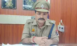 बाइक रिक्शा रेहड़े ठेलों का होगा कटान- बिना नंबर की ई रिक्शाएं सीज बाइक रिक्शा रेहड़े ठेलों का होगा कटान- बिना नंबर की ई रिक्शाएं सीज