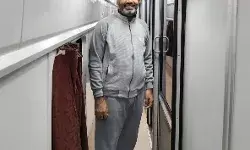 ट्रेन से लखनऊ जा रहे सपा विधायक का बैग चोरी- सदन में उठाई बात ट्रेन से लखनऊ जा रहे सपा विधायक का बैग चोरी- सदन में उठाई बात