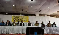 कमिश्नर, डीएम व एसएसपी की देख रेख में शराब की दुकानों का व्यवस्थापन कमिश्नर, डीएम व एसएसपी की देख रेख में शराब की दुकानों का व्यवस्थापन