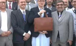 मुख्यमंत्री का महिलाओं के लिए बसों में मुफ्त सफर का ऐलान- 200 यूनिट...