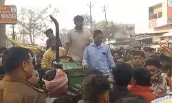 काल बनकर दौड़ रही ट्रैक्टर ट्रॉली ने बाइक सवार को उतारा मौत के घाट काल बनकर दौड़ रही ट्रैक्टर ट्रॉली ने बाइक सवार को उतारा मौत के घाट