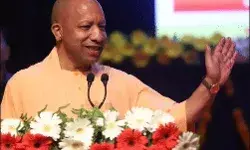 बोले योगी- भगवा पहने पर मुझे गर्व- एक दिन पूरी दुनिया पहनेगी भगवा बोले योगी- भगवा पहने पर मुझे गर्व- एक दिन पूरी दुनिया पहनेगी भगवा
