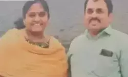 परिवार के चार सदस्यों के छत से लटके मिलने से मचा हड़कंप- पति पत्नी.... परिवार के चार सदस्यों के छत से लटके मिलने से मचा हड़कंप- पति पत्नी....