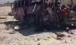 ट्रेन हाईजैक के बाद अब आतंकी हमला- सुसाइड अटैक में 90 सैनिकों की मौत ट्रेन हाईजैक के बाद अब आतंकी हमला- सुसाइड अटैक में 90 सैनिकों की मौत