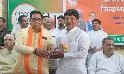यूपी में भाजपा जिलाध्यक्षों का ऐलान- मुजफ्फरनगर में इन्हें मिली कमान यूपी में भाजपा जिलाध्यक्षों का ऐलान- मुजफ्फरनगर में इन्हें मिली कमान