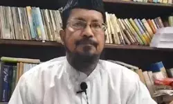 मोहम्मद शमी के बाद अब मौलाना की नजरें उनकी बेटी पर टेढ़ी मोहम्मद शमी के बाद अब मौलाना की नजरें उनकी बेटी पर टेढ़ी